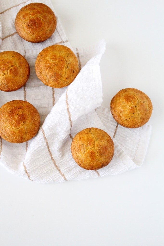 paleo herb dinner rolls
