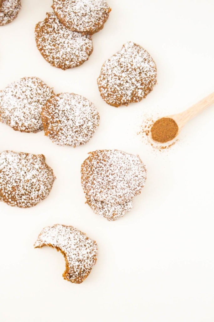 Flourless Pumpkin Pie Cookies