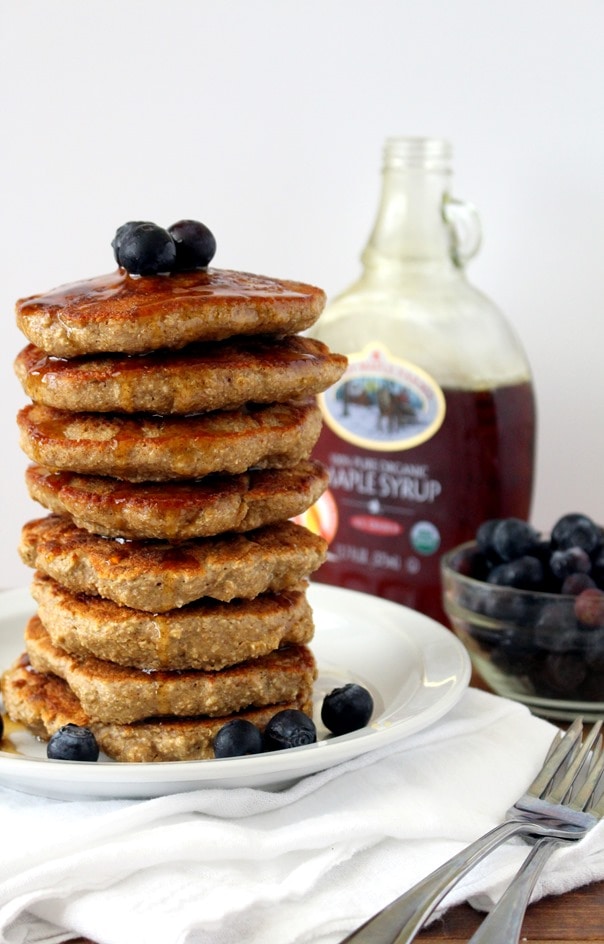 gluten free cinnamon oat pancakes