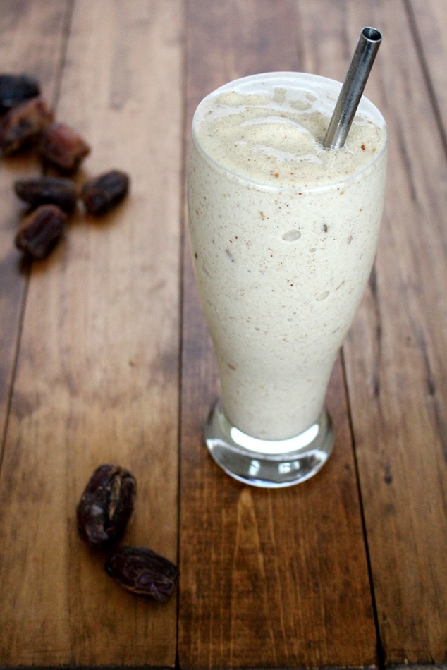 banana pecan date shake