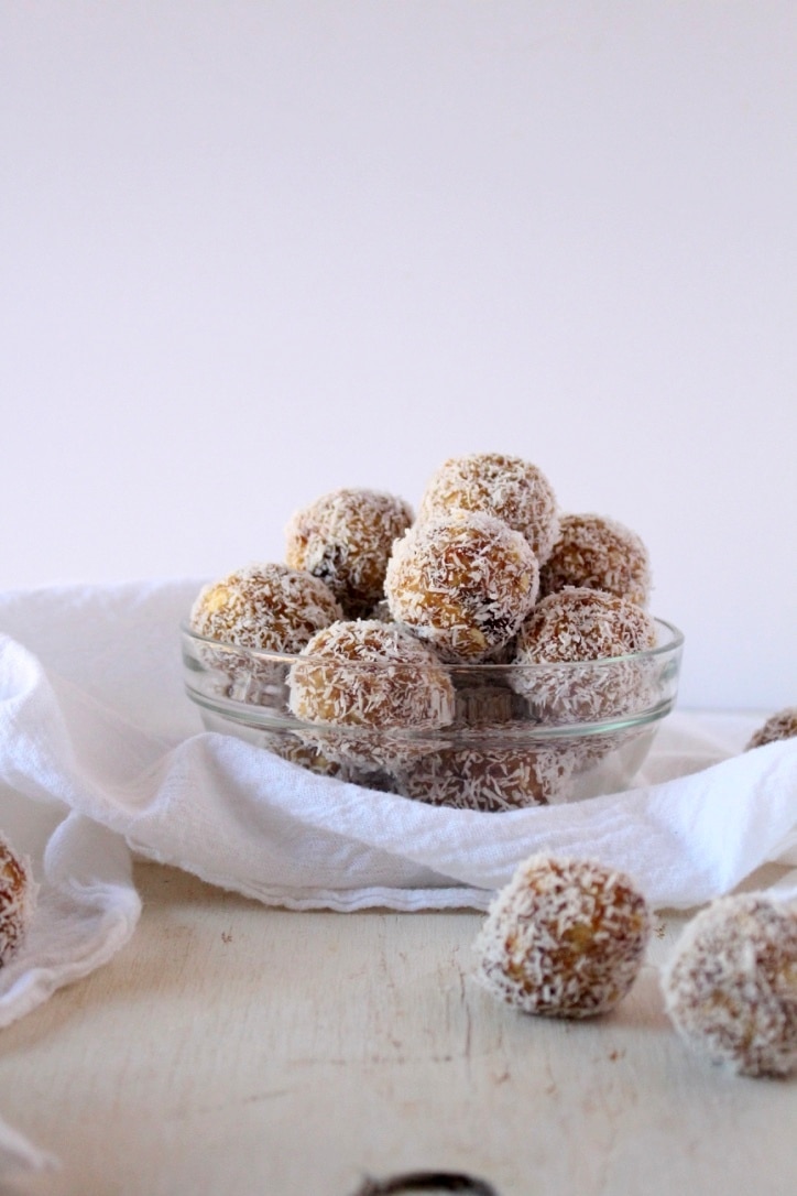 Cashew Lime Date Balls