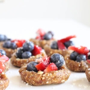no bake mini berry pies