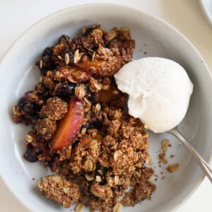 Gluten-free blueberry peach crisp