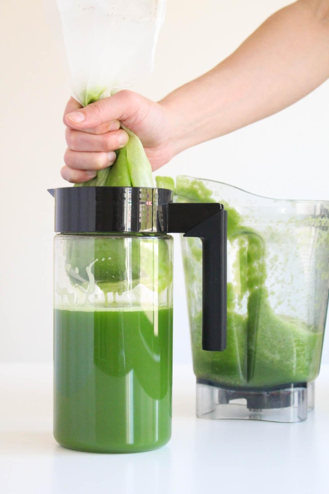 Your Guide to Juicing Without a Juicer - The Chalkboard