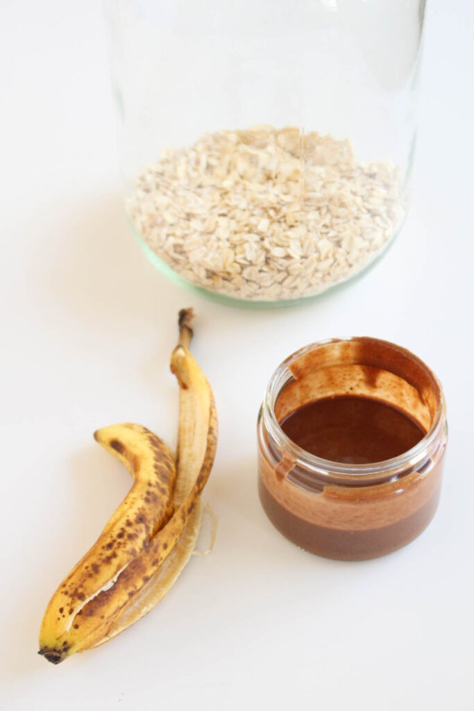 ingredients - banana, nut butter, oats