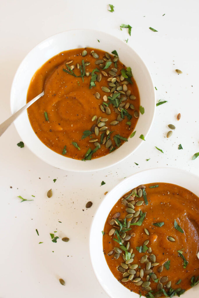 Roasted Garlic Butternut Squash Soup