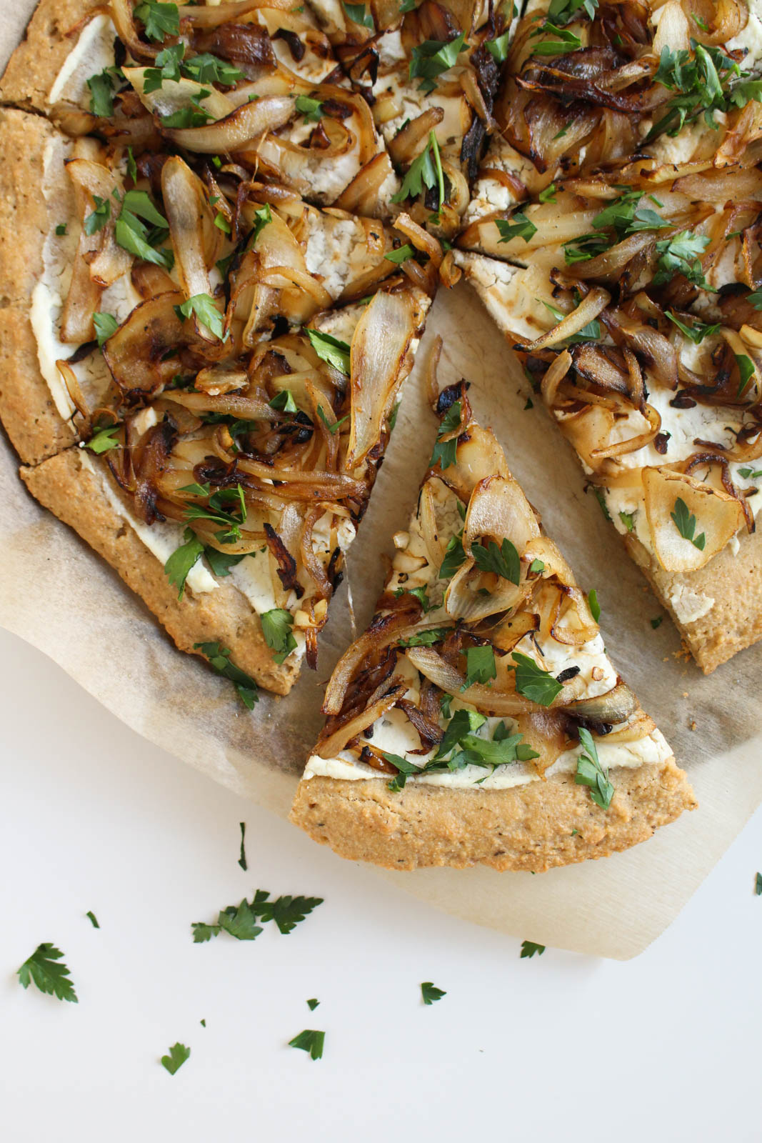 [Gluten-Free] Caramelized Onion & Goat Cheese Pizza