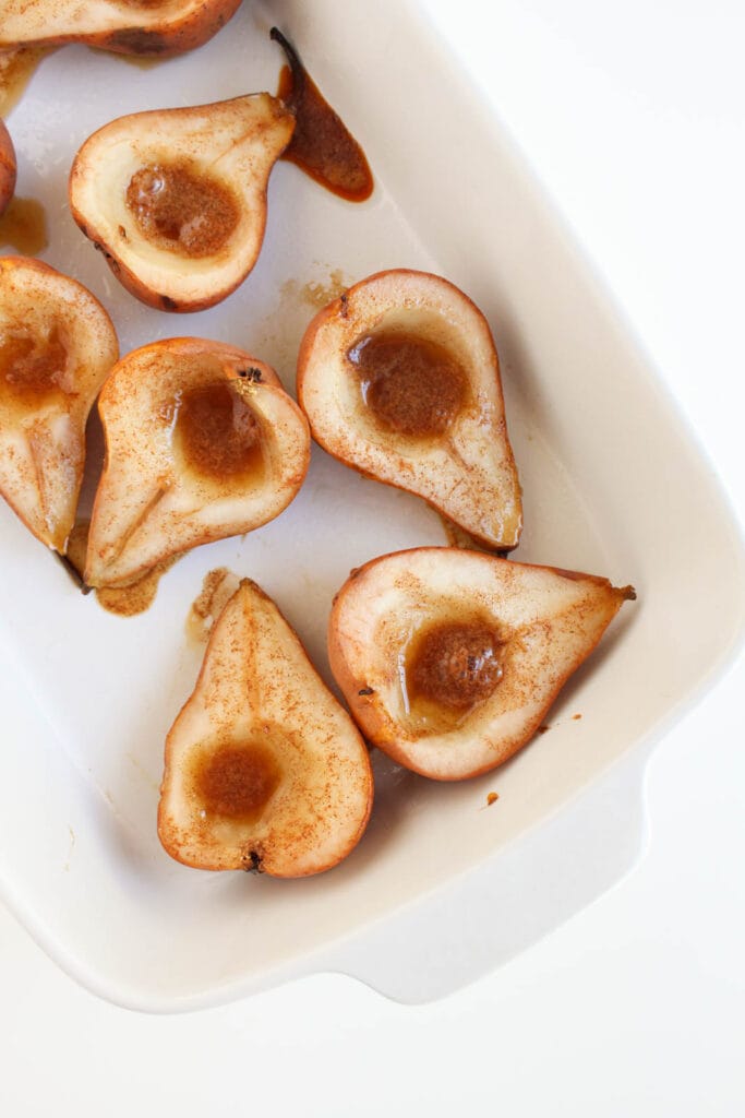 Baked Pears with Cinnamon & Honey