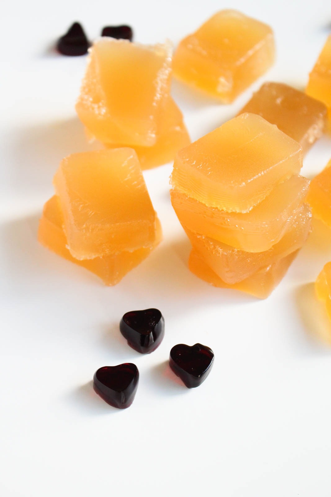 Healthy Homemade Gummy Bear Recipe (Just 2 Ingredients!)